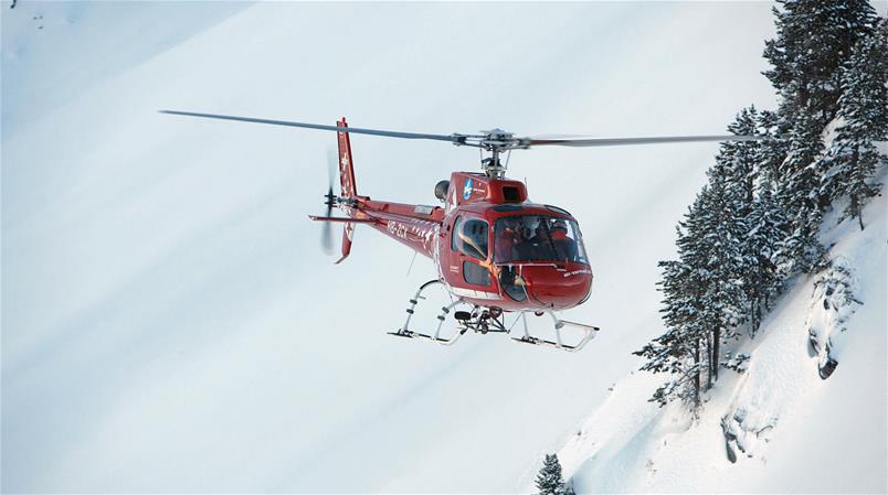 Les accidents de ski en Suisse occasionnent 600 millions de francs de coûts matériels par année.
