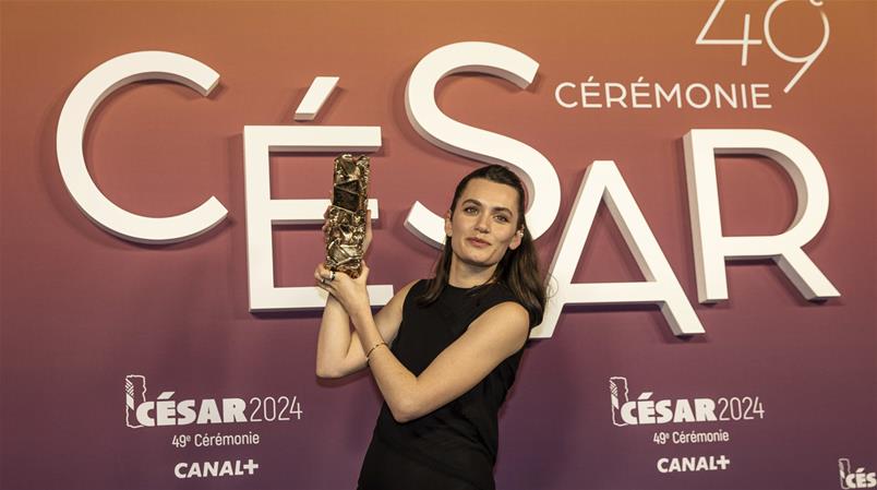 L'actrice franco-suisse Ella Rumpf a reçu le César de la révélation féminine de l'année.