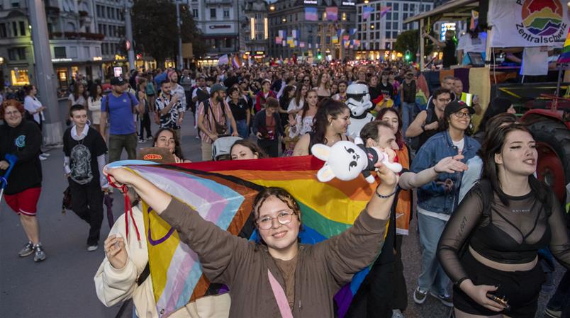 Avec son slogan "Soi-même, partout!", la Pride 2024 se tiendra à Martigny (VS).
