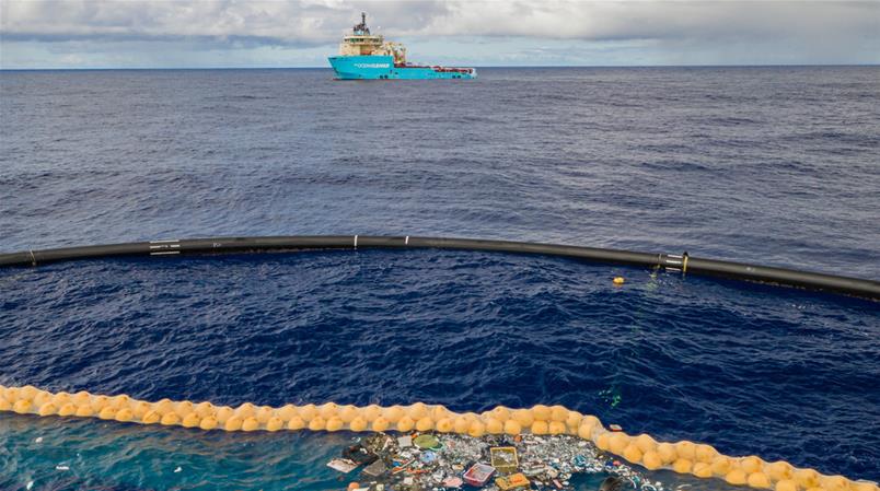 The Ocean Cleanup hat in den letzten fünf Jahren Tausende Tonnen Müll aus Gewässern gefischt.