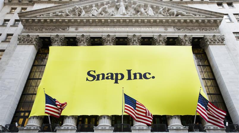 Snapchat réalise un chiffre d'affaires inattendu de 1,1 milliard de francs suisses.