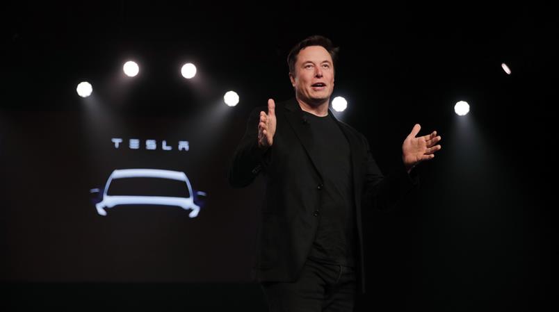 Per Tesla il primo trimestre del 2024 si è chiuso con un utile in calo del 55% e ricavi scesi del 9%