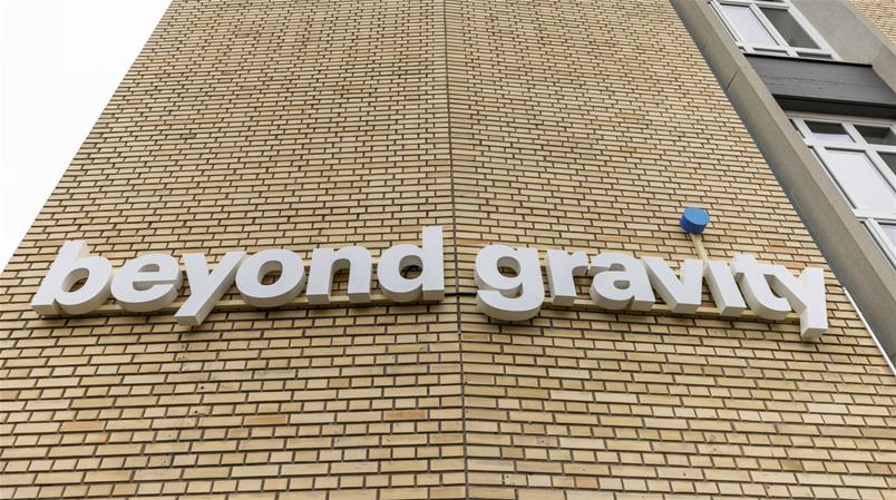 Der Bund soll das Weltraumunternehmen «Beyond Gravity» nicht verkaufen, fordert der Nationalrat.