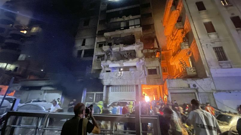 Ein zerstörtes Wohnhaus nach einem Luftangriff in Beirut.