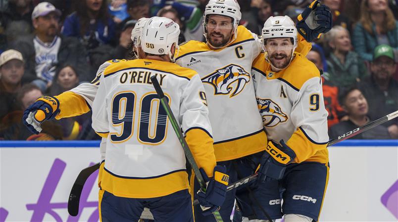 Roman Josi (au centre) a été le grand artisan du succès des Predators.