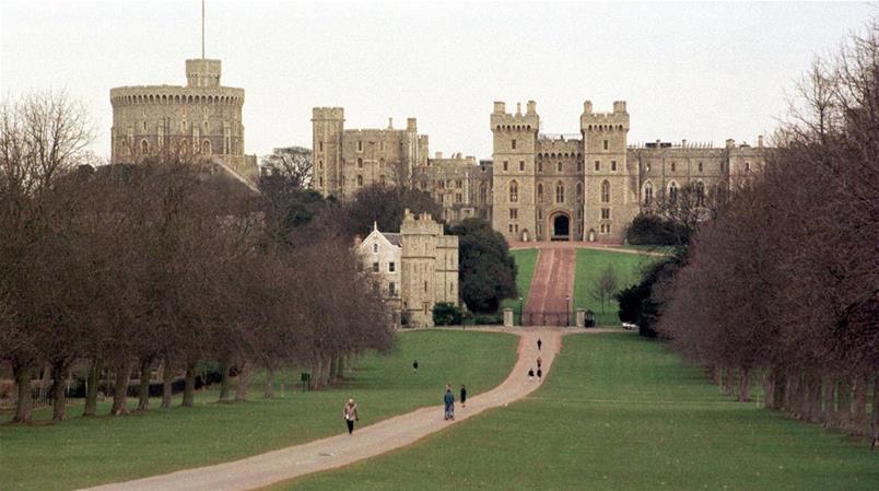 Zwei Fahrzeuge erbeuteten Diebe vom Anwesen rund um Schloss Windsor.