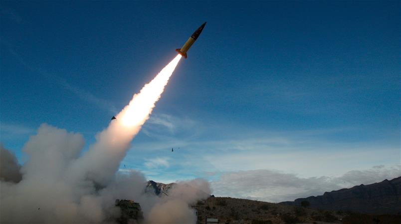 L'Ukraine a utilisé pour la première fois des missiles longue portée Storm Shadow britanniques.