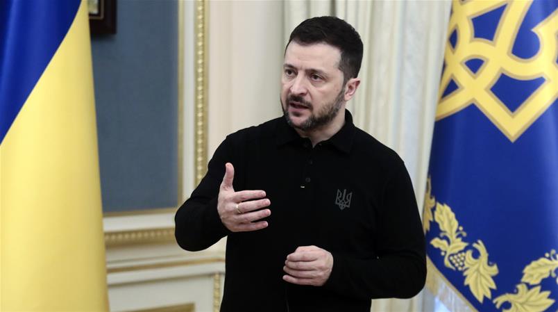 Le président ukrainien Volodymyr Zelensky se dit prêt à un "échange" de territoires avec la Russie.