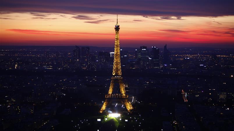 2024 besuchten 6,3 Millionen Menschen aus 150 Ländern den Eiffelturm in Paris.