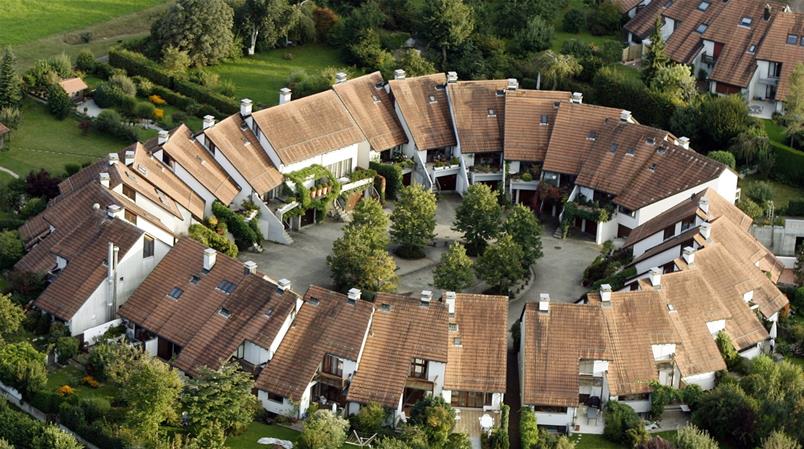 Wohneingentum wird in der Schweiz erneut teurer, im Schnitt um 0,7%.
