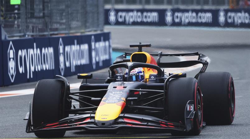 Une 43e pole pour Max Verstappen.