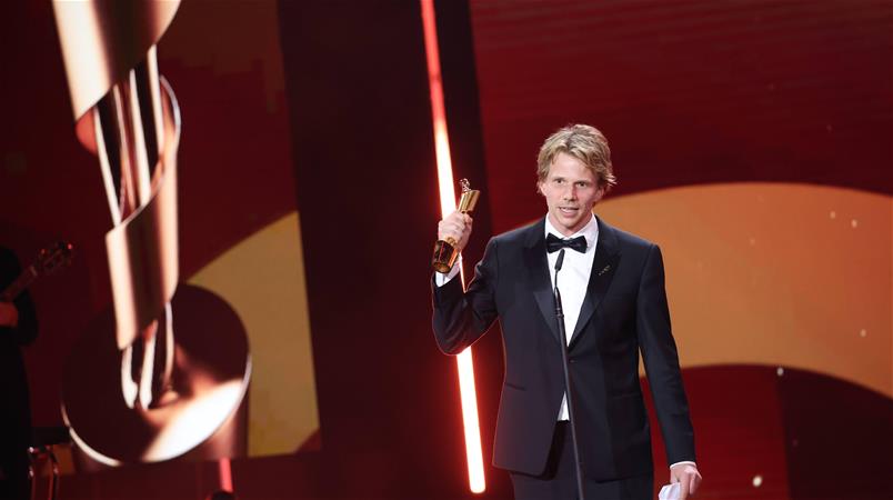 Der Schweizer Regisseur Tim Fehlbaum hat für «September 5» die Goldene Lola erhalten.