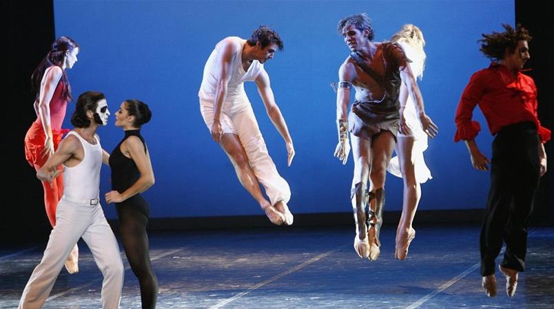 Le Ballet Béjart Lausanne remonte trois oeuvres majeures du célèbre chorégraphe en juin à Lausanne.