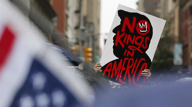 Eine der vielen Demonstrationen unter dem Motto «No Kings», hier in New York.
