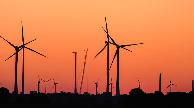 Stromkosten könnten langfristig durch erneuerbare Energien sinken.